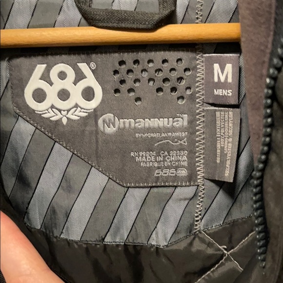 686 Ski Jacket - Picture 3 of 7